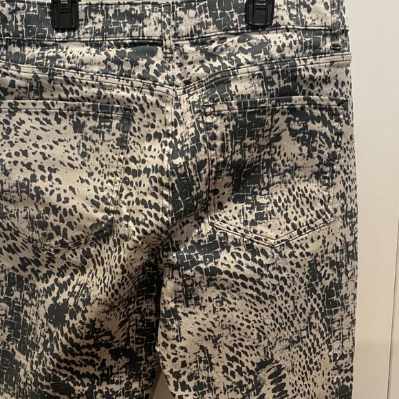 🎉 HOST PICK 🎉 Express NWT Skinny High Rise Print Denim Legging Size 12 - Picture 8 of 11